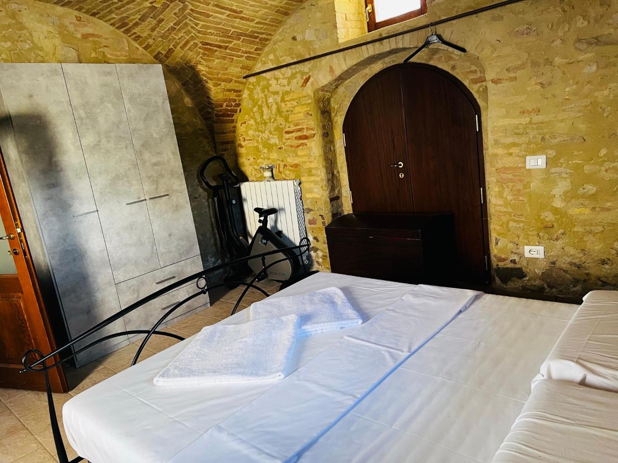 Lucky Garden Bed & Breakfast Bevagna Bagian luar foto