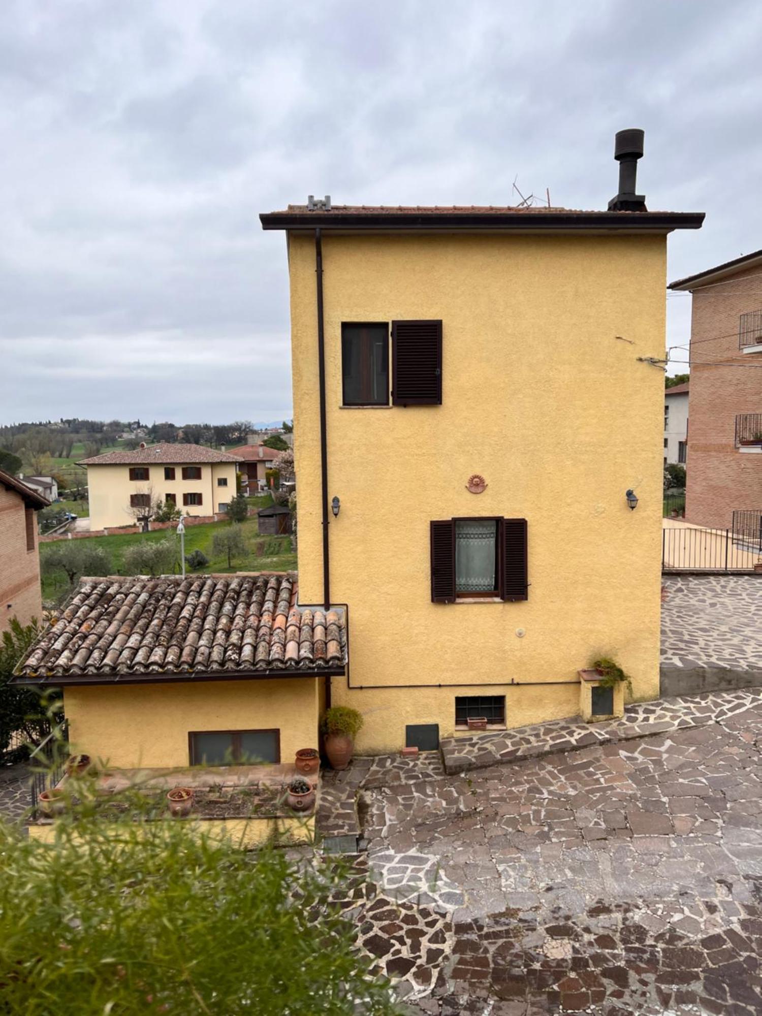 Lucky Garden Bed & Breakfast Bevagna Bagian luar foto
