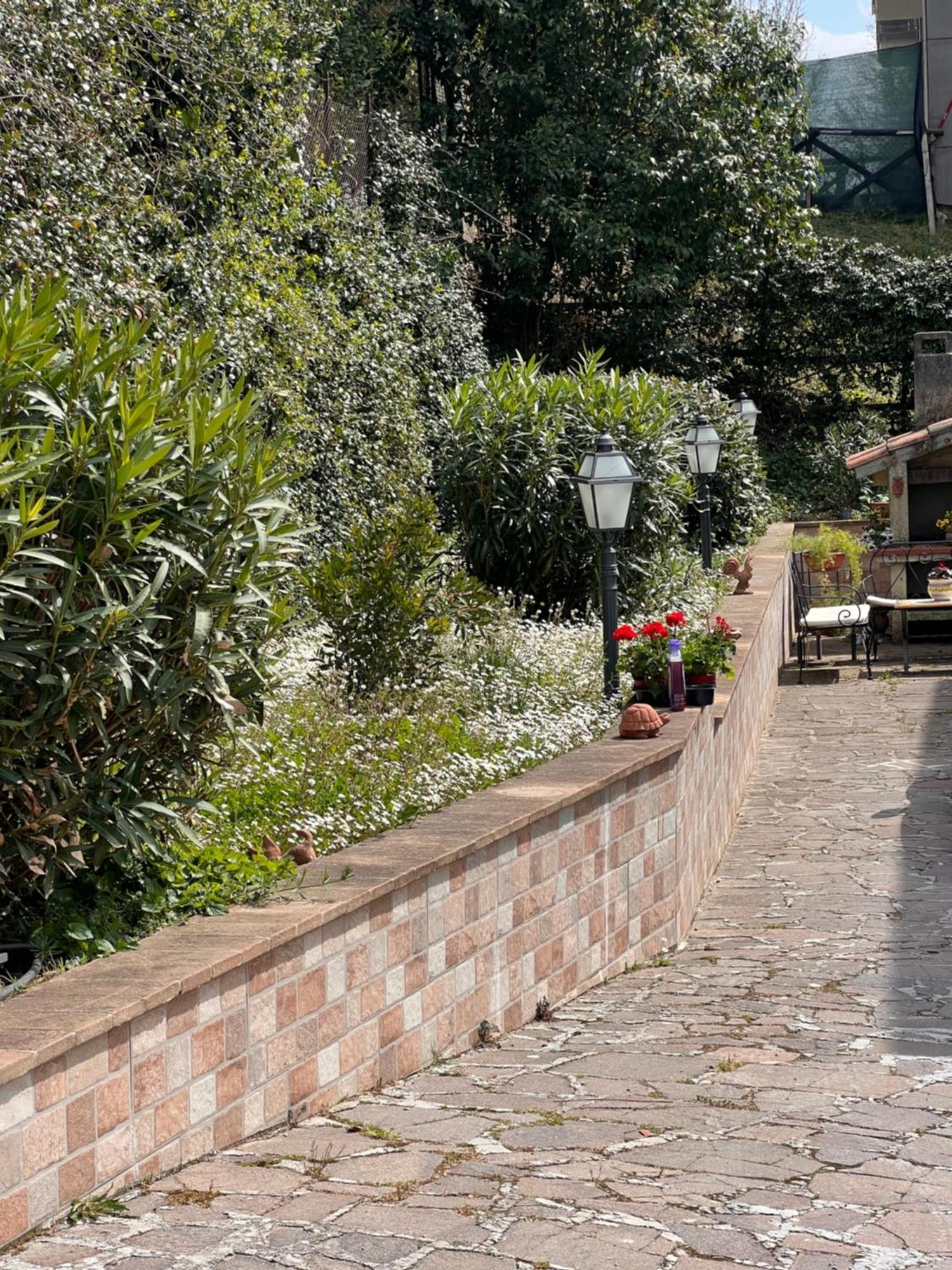 Lucky Garden Bed & Breakfast Bevagna Bagian luar foto